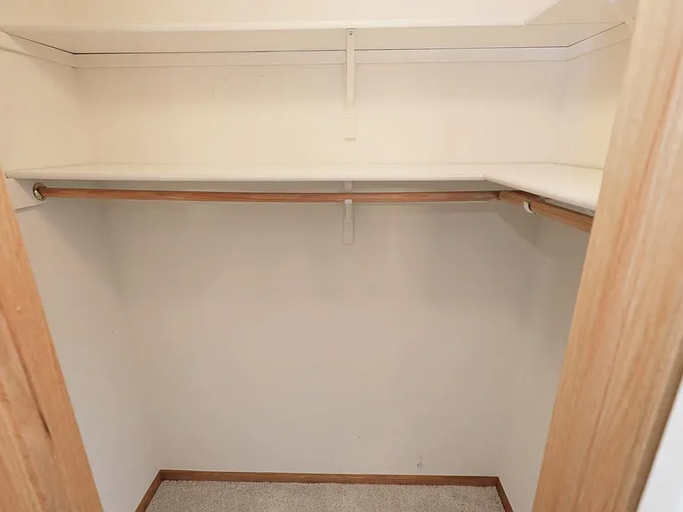 6907 Naples Dr — Photo 18