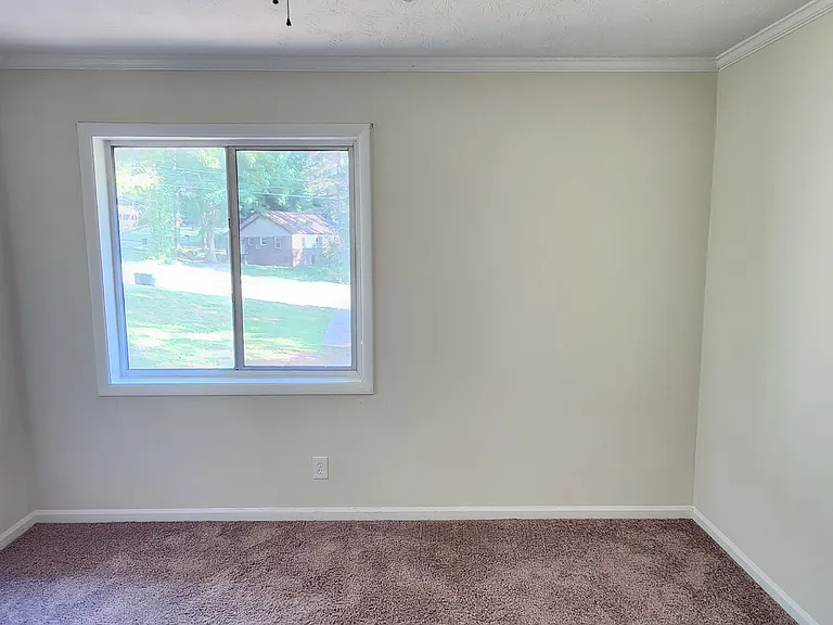 4902 Valley Dale Ct SW #B — Photo 52