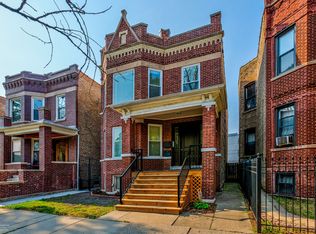3853 W Wrightwood Ave #2, Chicago, IL 60647