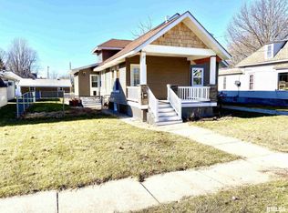 605 NW 2nd Ave, Aledo, IL 61231