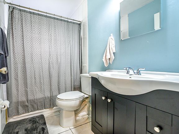 Home For Sale In Southbend