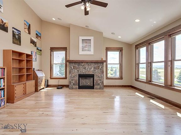 5th image of 2481 Thoroughbred Ln