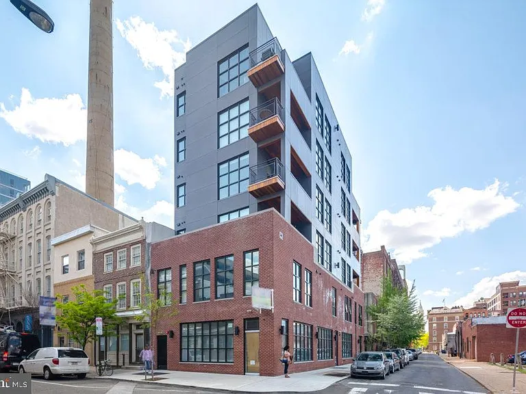 240 N 2nd St #2W — Photo 13