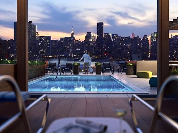 4th image of 11-12 44th Dr #Penthouse 1