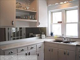 4th image of 315 21st Ave N