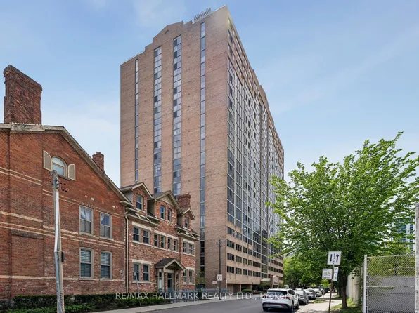 15 Maitland Pl, Toronto, ON