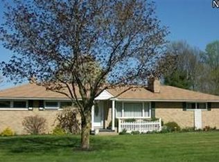 1669 Deerwood Cir SE, East Sparta, OH 44626