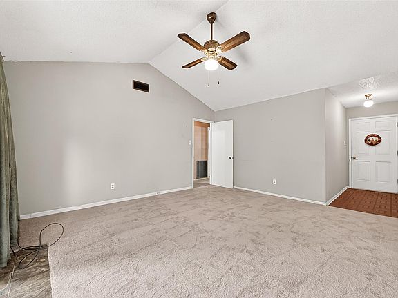 3rd image of 2220 Ripple Creek Dr