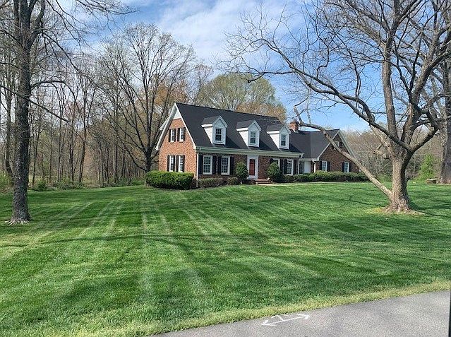 2nd image of 110 Hogan Dr