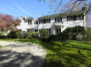 106 Eastwoods Rd, Pound Ridge, NY 10576