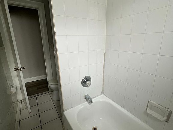 4th image of 304 50th St #5BA