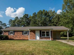 4765 Nokomis Dr, Kernersville, NC 27284