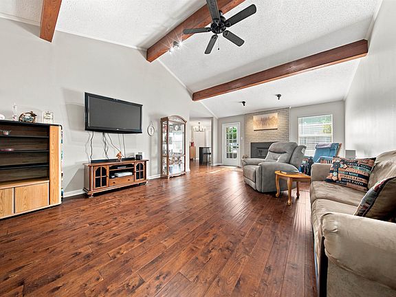 4th image of 36 Stanwood Loop