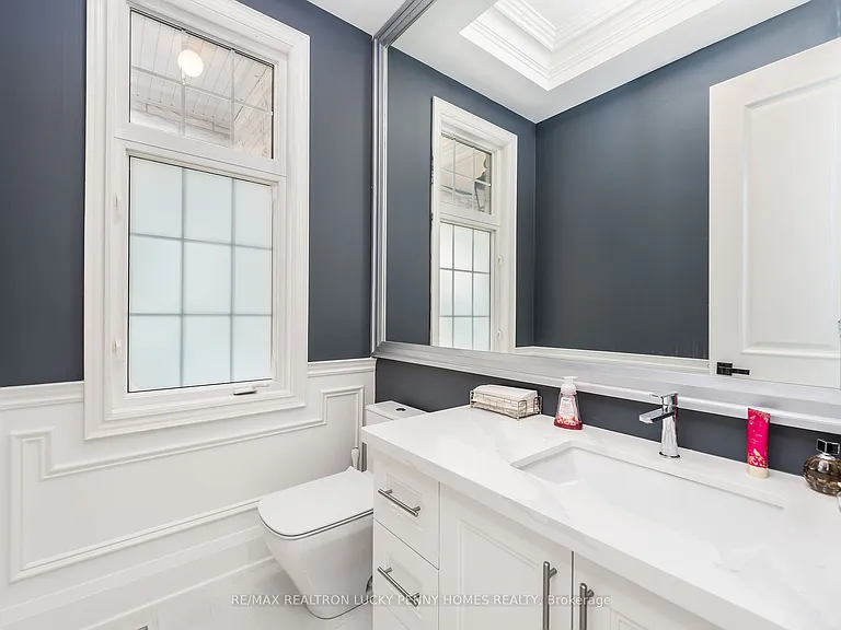 30 Bernadotte Dr — Photo 20