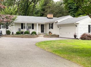 23 Ledge Rd, Wayne, NJ 07470