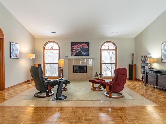 3rd image of 3504 S Ashwood Dr