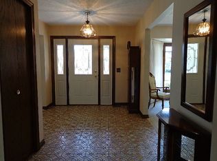 622 Paddock Ln, Libertyville, IL 60048