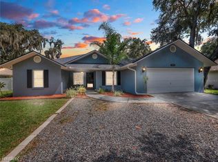 304 E Drew St, Plant City, FL 33563