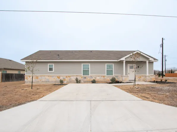 2621 pahmeyer, New Braunfels, TX 78130