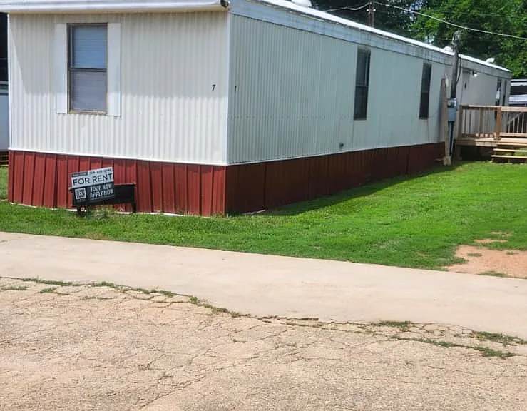 8364 Cedar St — Photo 69