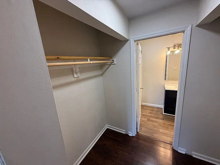 8202 Cedar Glen Dr — Photo 11