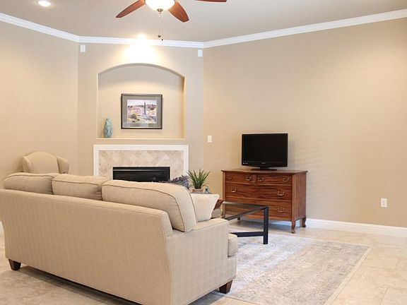 3rd image of 5514 Carmel Ct