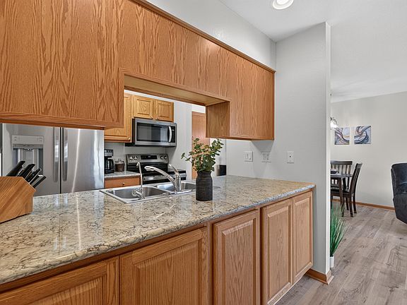 5th image of 4124 Thresher Ct Unit 308