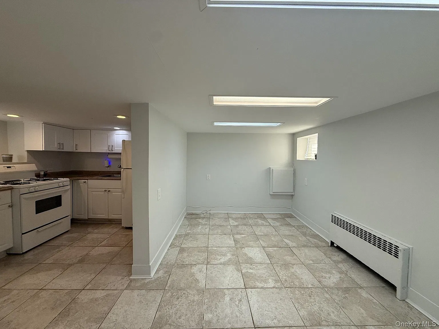 1 bed, 1.0 bath, $1,600 — Photo 3