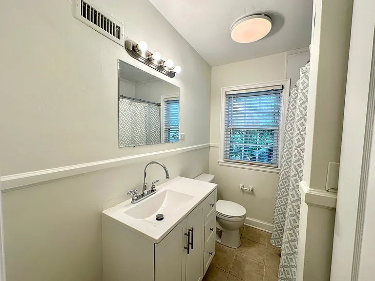 22 Sewanee Ave — Photo 18