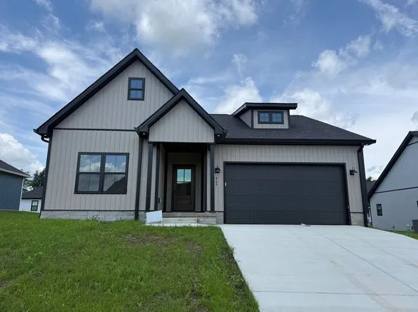464 Pinehurst Way, Harrodsburg, KY 40330