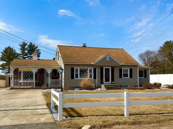 265 Colemore St, Feeding Hills, MA 01030