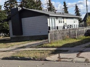 214 N 7th St, Beaverlodge, AB T0H0C0