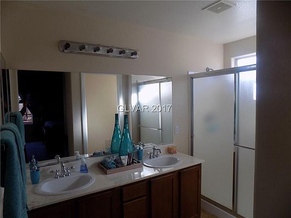 5th image of 6885 Mahogany Meadows Ave