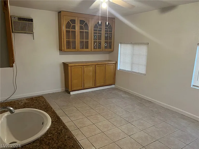 3270 Hidden Falls Way — Photo 9