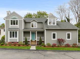 6 Cannon Brook Ln #6, Norwalk, CT 06851