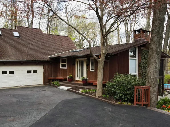 24 Split Level Road, Ridgefield, CT 06877