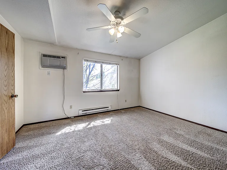 821 W Resseguie St #1 — Photo 4