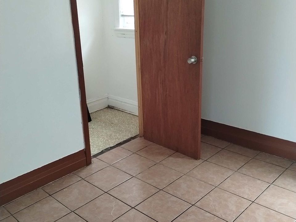 1st image of 4410 S California Ave #1R