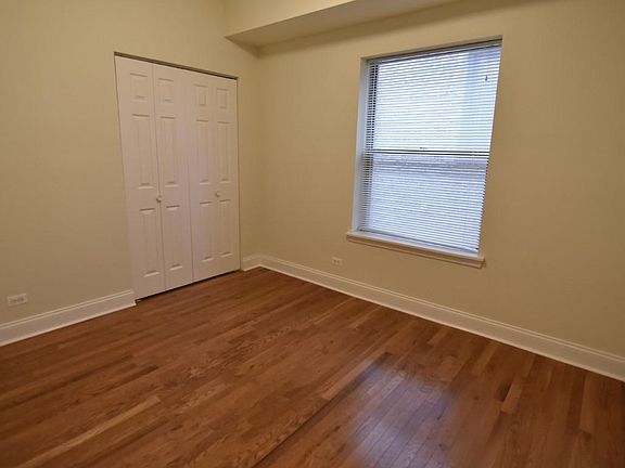 5th image of 4404 N Wolcott Ave #2