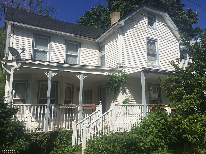 1st image of 1 Cedar St