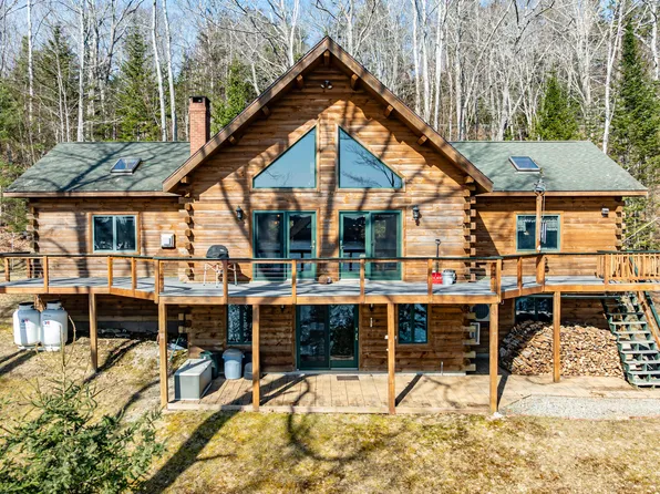 15 Windjammer Lane, Stockton Springs, ME 04981