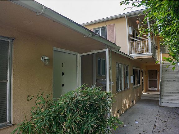 4th image of 222 Market St APT 1