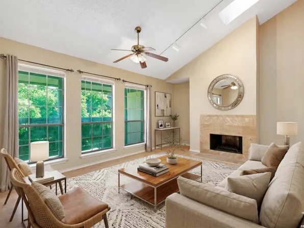8633 Datapoint #224, San Antonio, TX 78229