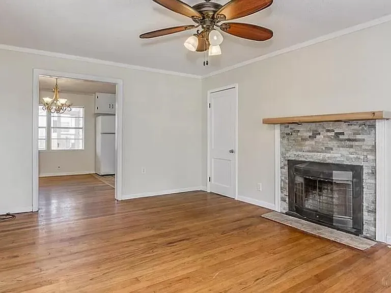 13 Circlewood — Photo 2