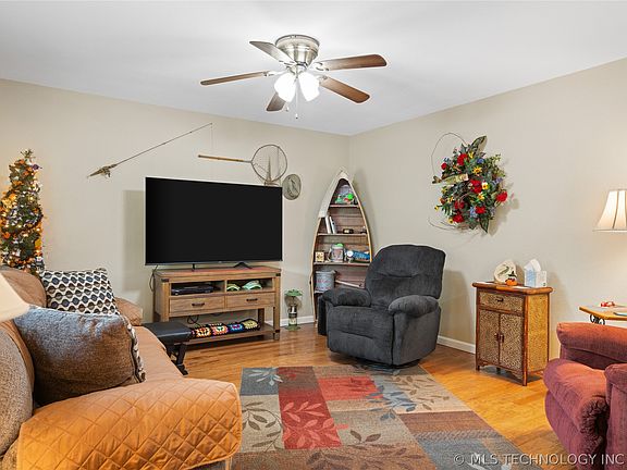 4th image of 449609 E 953rd Rd