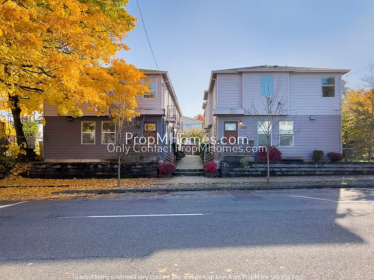 7726 SE Washington St — Photo 19
