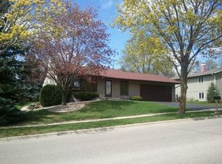 3034 Maple Grove Dr, Madison, WI 53719