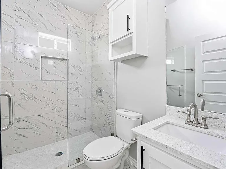 2409 E Viviana St — Photo 10