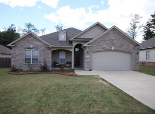 11814 Springtree Dr, Little Rock, AR 72209