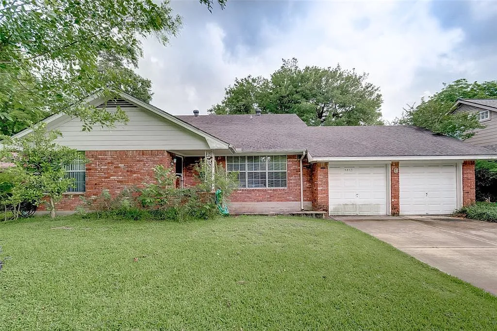 4 bed, 2.5 bath, 1579 sqft, $2,300 — Photo 3